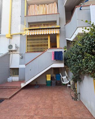 Metaponto - Villetta al piano rialzato con garage