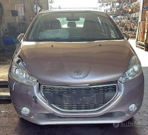 RICAMBI Peugeot 208 I 1.4 50kW 68Cv 8H01 2014