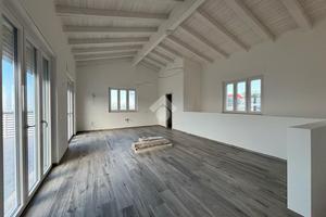 4 LOCALI A CASTELLALTO