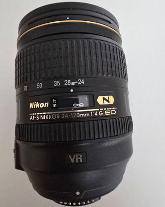 Nikon AF-S Nikkor 24-120 4 G ED VR