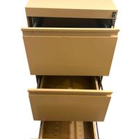 Schedario metallico a 3 cassetti con serratura