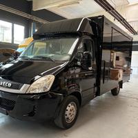 Iveco Daily vuoto uso negozio verniciato