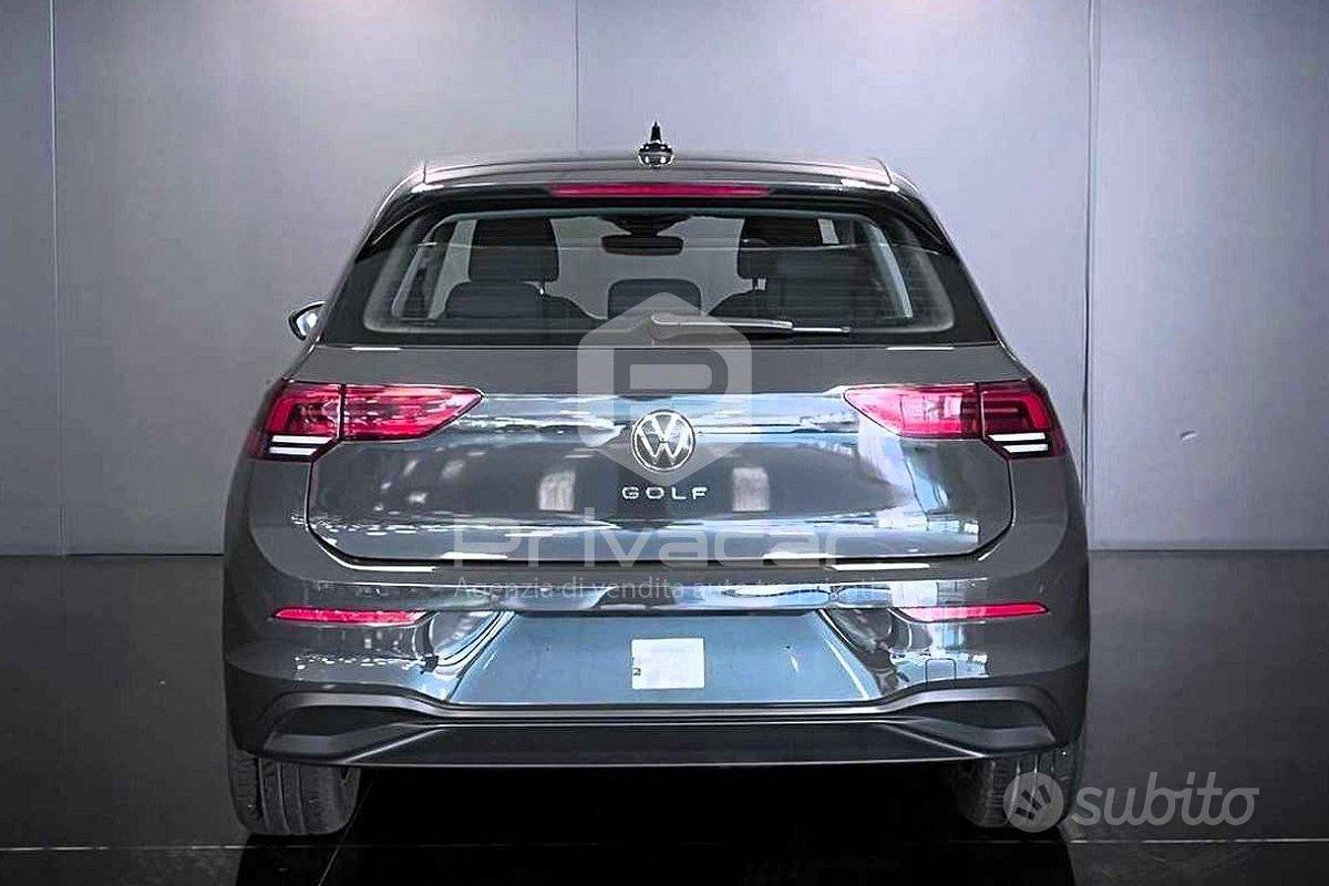 VOLKSWAGEN Golf 8ª serie