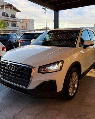 Audi Q2 30 TDI S tronic Business