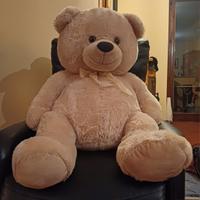 Grande e morbido orso peluche