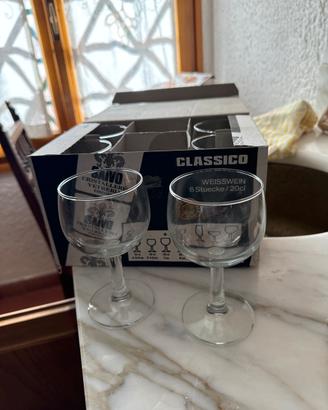 Bicchieri calice vino