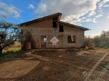 CASA INDIPENDENTE A OLEVANO ROMANO