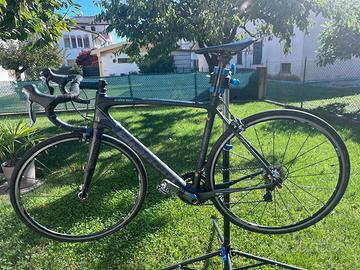Bicicletta da corsa Bianchi carbonio