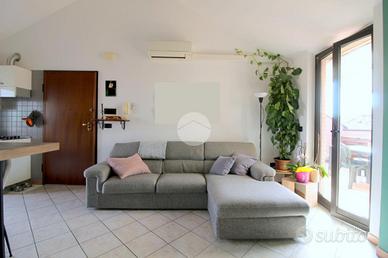 MANSARDA A SOMMARIVA PERNO