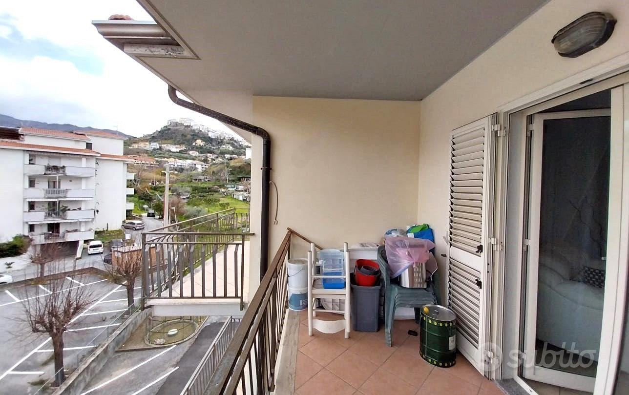 Appartamento luminoso e panoramico - Altro