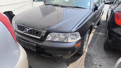 VOLVO S40 PER RICAMBI