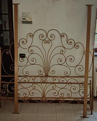 Letto matrimoniale in ferro battuto