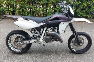 Husqvarna SM 125 - 2010