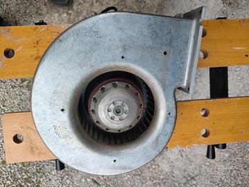 Ventola  EBM Papst G2E-140-AC05-01 170W 220V