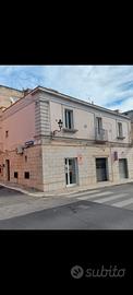 Disponibile subito uso ufficio a castellaneta -ta-