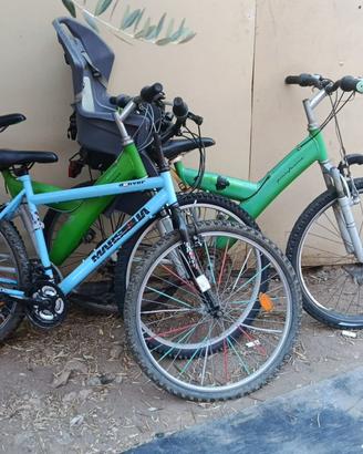 3 biciclette in blocco