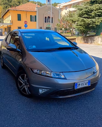 Honda civic 5porte 22TDi 140cv full optional 