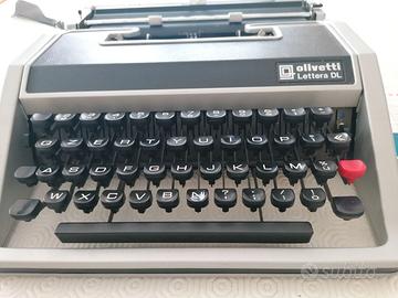 macchina da scrivere Olivetti Lettera DL