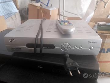 DECODER  SATELLITARE FLYCOM FTA 6600