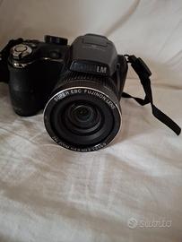 Macchina fotografica digitale Fujifilm.