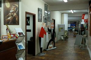 Locale commerciale a PAOLA cs