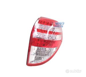 FANALE DESTRO TOYOTA RAV-4 08-10