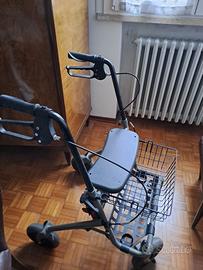 Deambulatore per anziani