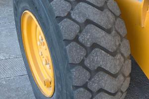 Gomme ruspa 17,5 R25