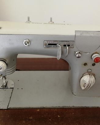 Macchina da cucire
