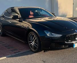 MASERATI Ghibli V6 Diesel 250 CV