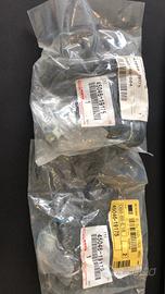 TESTINA STERZO DX YARIS 1999-2005