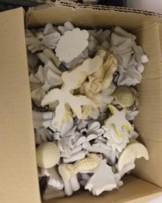 Varie forme in gesso da decorare