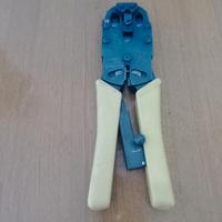 Pinza crimpatrice per connettori dati 