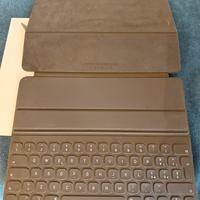 Smart folio keyboard iPad