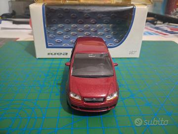 modellino fiat idea norev 1/43 bordeaux
