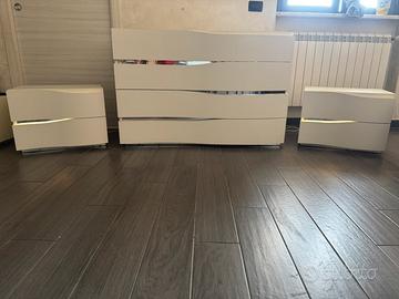 Trittico Comó con comodini rovere bianco