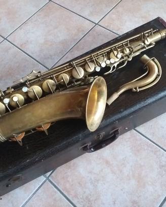 sax tenore Conn 10M
