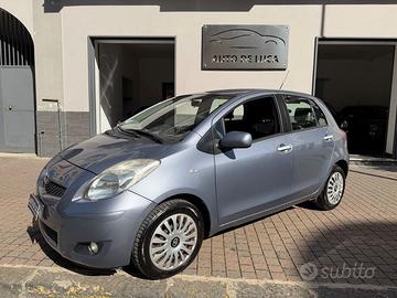 TOYOTA YARIS 1.3 5P LOUNGE CERTIFICATA PERFETTA