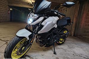 cfmoto 650 nk 2025