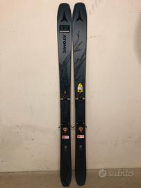 Sci, attacchi, pelli e rampant scialpinismo