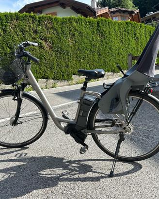 BICI DONNA PEDALATA ASSISTITA