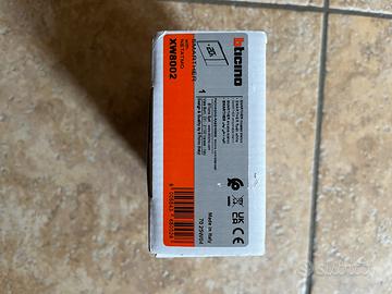 Termostato da incasso bianco XW8002 Bticino