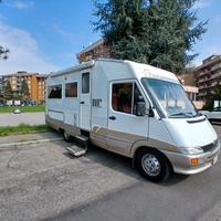 Laika eccovip 300L motorhome 6 posti letto 