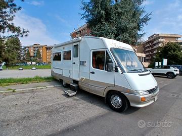 Laika eccovip 300L motorhome 6 posti letto 