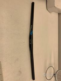 Manubrio e attacco manubrio MTB Torpado