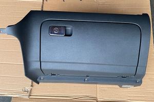 Cassetto Vano portaoggetti VW Golf 5 Colore Grigio