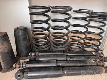 Assetto originale defender 110 td4