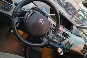 Citroen C4 Picasso 2000cc 136 CV Exclusive