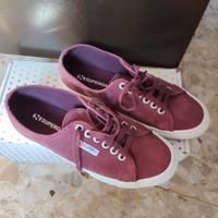 Sneakers scamosciate Superga