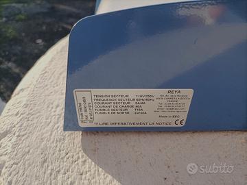 caricabatterie 220v  da banchina 3 uscite 12v  40A